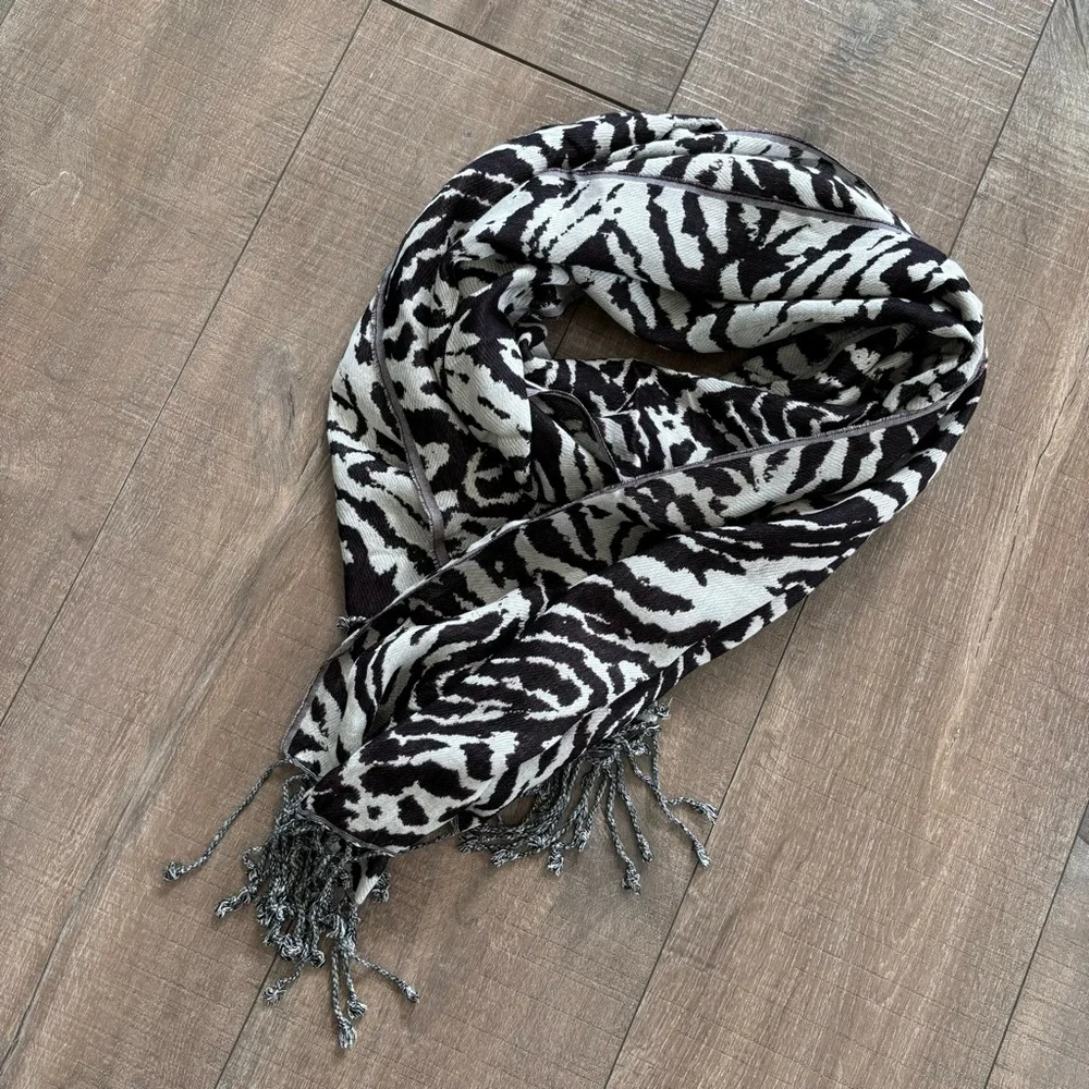 Talbots Women's Zebra Animal Print Scarf Wrap